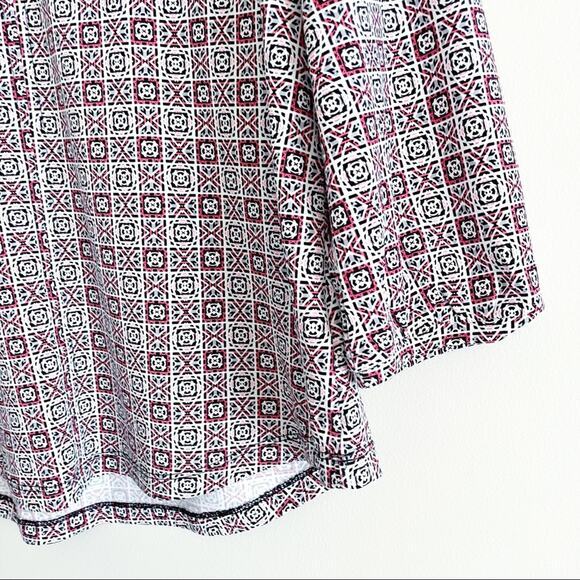 Liz Claiborne geometric print blouse red white black Large EUC - Picture 5 of 13